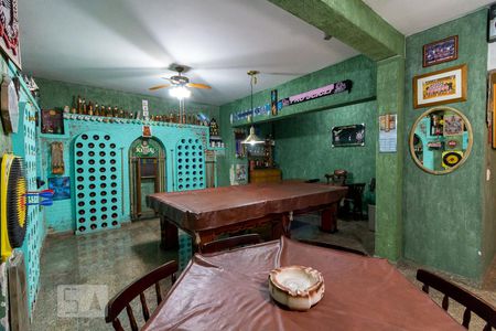 Casa à venda com 750m², 4 quartos e 8 vagasSala de jogos