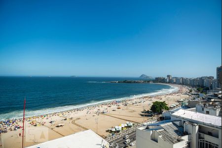 Apartamento à venda com 70m², 2 quartos e 1 vaga Apartamento à venda com 70m², 2 quartos e 1 vagaTerraço