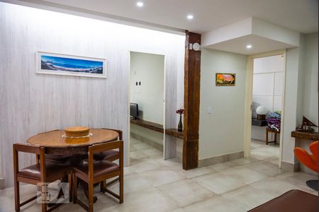 Apartamento à venda com 70m², 2 quartos e 1 vaga Apartamento à venda com 70m², 2 quartos e 1 vagaSala