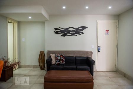 Apartamento à venda com 70m², 2 quartos e 1 vaga Apartamento à venda com 70m², 2 quartos e 1 vagaSala
