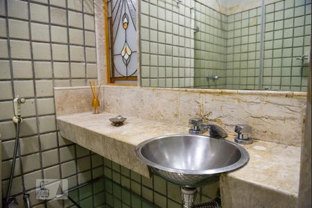 Apartamento à venda com 70m², 2 quartos e 1 vaga Apartamento à venda com 70m², 2 quartos e 1 vagaBanheiro da Suíte