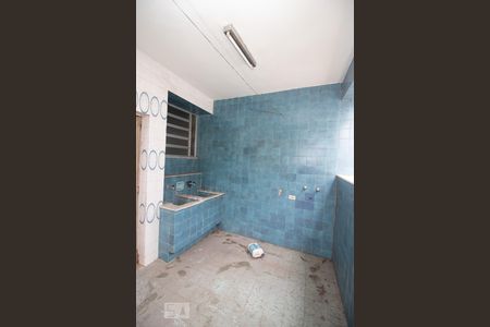 Casa à venda com 300m², 3 quartos e 3 vagas Casa à venda com 300m², 3 quartos e 3 vagasÁrea de Serviço