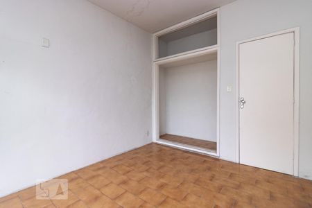 Casa à venda com 300m², 3 quartos e 3 vagas Casa à venda com 300m², 3 quartos e 3 vagasQuarto 1