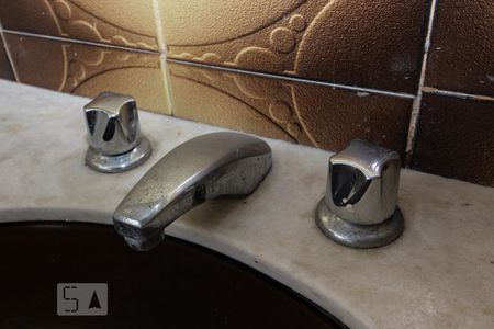 Casa à venda com 300m², 3 quartos e 3 vagas Casa à venda com 300m², 3 quartos e 3 vagasBanheiro Social