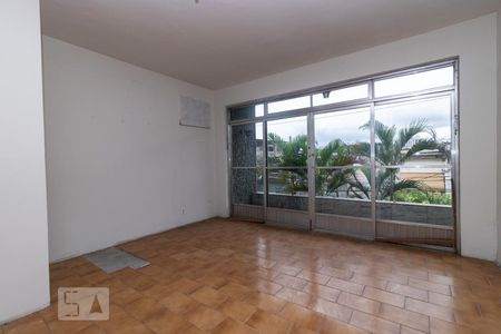Casa à venda com 300m², 3 quartos e 3 vagas Casa à venda com 300m², 3 quartos e 3 vagasSuíte 1