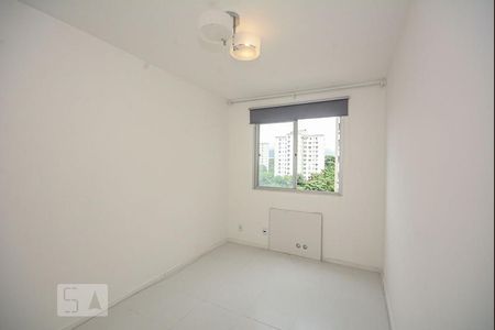 Quarto  de apartamento para alugar com 1 quarto, 50m² em Anil, Rio de Janeiro