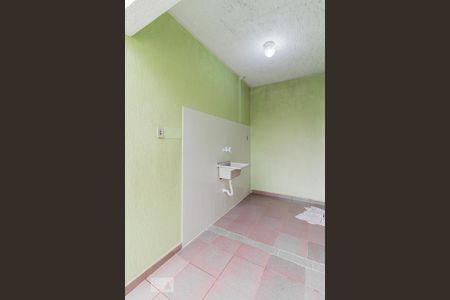 Casa para alugar com 70m², 1 quarto e 1 vagaÁrea de Serviço
