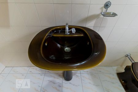 Casa para alugar com 70m², 1 quarto e 1 vagaDetalhe banheiro