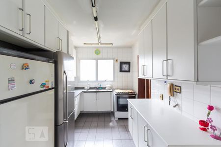 Apartamento à venda com 158m², 3 quartos e 3 vagasCozinha