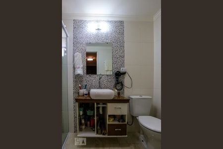 Apartamento à venda com 63m², 2 quartos e 1 vaga Apartamento à venda com 63m², 2 quartos e 1 vagaBanheiro da Suite