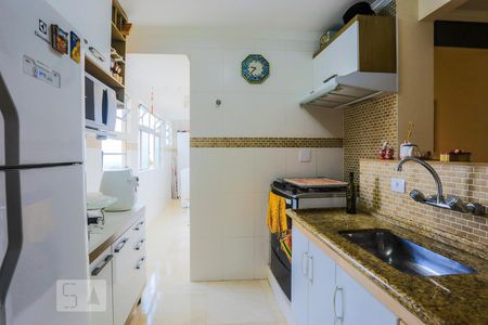 Apartamento à venda com 63m², 2 quartos e 1 vaga Apartamento à venda com 63m², 2 quartos e 1 vagaCozinha - Armários