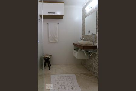 Apartamento à venda com 63m², 2 quartos e 1 vaga Apartamento à venda com 63m², 2 quartos e 1 vagaBanheiro