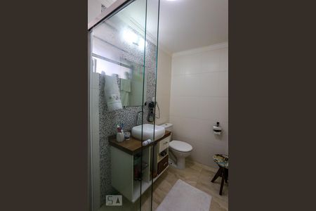 Apartamento à venda com 63m², 2 quartos e 1 vaga Apartamento à venda com 63m², 2 quartos e 1 vagaBanheiro da Suite
