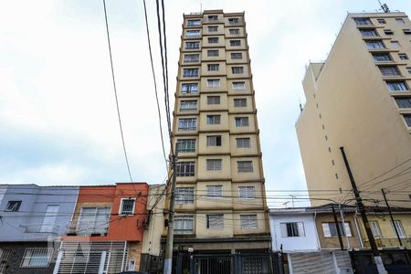 Apartamento à venda com 63m², 2 quartos e 1 vaga Apartamento à venda com 63m², 2 quartos e 1 vagaFachada