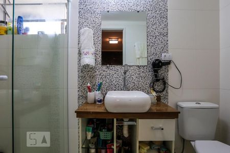 Apartamento à venda com 63m², 2 quartos e 1 vaga Apartamento à venda com 63m², 2 quartos e 1 vagaBanheiro da Suite