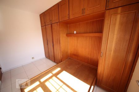 Quarto 1 de apartamento à venda com 2 quartos, 59m² em Santa Rosa, Niterói