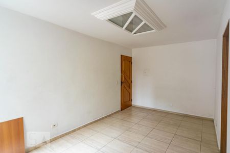 Sala de Apartamento com 2 quartos, 56m² Oswaldo Cruz