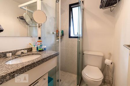 Banheiro 2  de apartamento para alugar com 2 quartos, 52m² em Itaim Bibi, São Paulo
