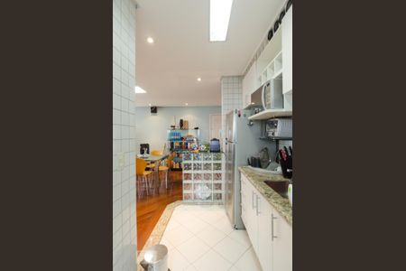 Cozinha de kitnet/studio para alugar com 1 quarto, 60m² em Jardim do Mar, São Bernardo do Campo