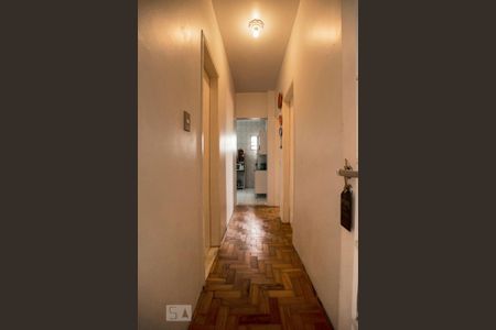 Corredor de apartamento à venda com 2 quartos, 76m² em Vila Romana, São Paulo