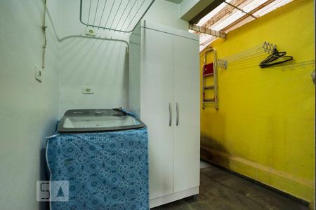 Apartamento à venda com 76m², 2 quartos e 1 vaga Apartamento à venda com 76m², 2 quartos e 1 vagaLavanderia