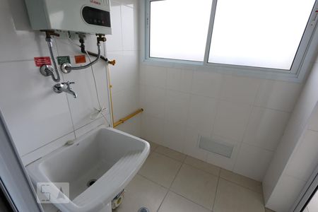 Apartamento para alugar com 77m², 2 quartos e 2 vagasarea de serviço