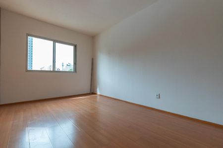 Sala de kitnet/studio para alugar com 1 quarto, 53m² em Centro, Campinas