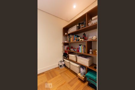 Escritório de apartamento para alugar com 1 quarto, 100m² em Jardim Londrina, São Paulo