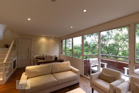 Sala de apartamento para alugar com 1 quarto, 100m² em Jardim Londrina, São Paulo