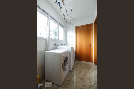 Apartamento à venda com 150m², 3 quartos e 3 vagasÁrea de serviço 