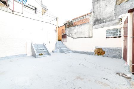 Casa para alugar com 75m², 3 quartos e sem vagaQuintal