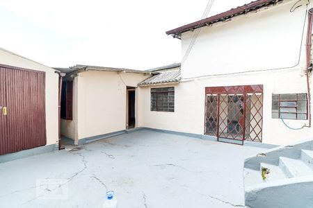 Casa para alugar com 75m², 3 quartos e sem vagaQuintal