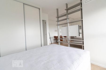 Quarto de kitnet/studio para alugar com 1 quarto, 37m² em Sumarezinho, São Paulo
