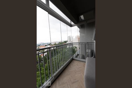 Varanda de kitnet/studio para alugar com 1 quarto, 37m² em Sumarezinho, São Paulo