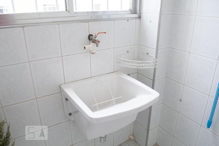 Apartamento para alugar com 70m², 2 quartos e 1 vagaÁREA DE SERVIÇO