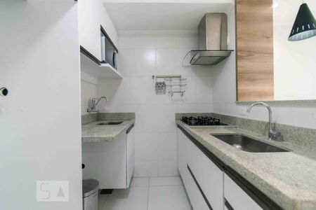 Apartamento à venda com 40m², 1 quarto e 1 vaga Apartamento à venda com 40m², 1 quarto e 1 vagaCozinha e Área de Serviço