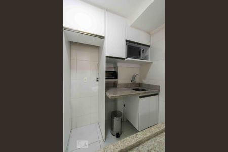 Apartamento à venda com 40m², 1 quarto e 1 vaga Apartamento à venda com 40m², 1 quarto e 1 vagaCozinha e Área de Serviço