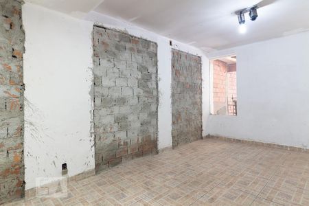 Casa à venda com 160m², 3 quartos e 2 vagasSala - Piso Térreo
