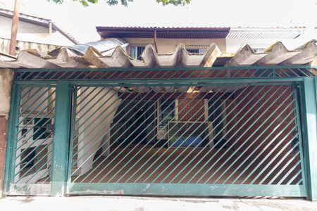 Casa à venda com 160m², 3 quartos e 2 vagasFachada