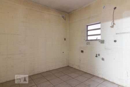Casa à venda com 160m², 3 quartos e 2 vagasCozinha - Piso Térreo