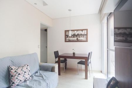 Sala de casa de condomínio à venda com 2 quartos, 62m² em Vila Ipê, Campinas
