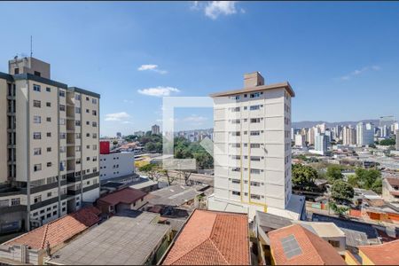 Sala de apartamento para alugar com 3 quartos, 70m² em Carlos Prates, Belo Horizonte