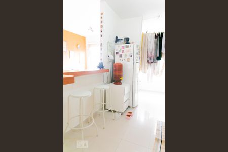 Apartamento à venda com 53m², 2 quartos e 1 vagaCozinha