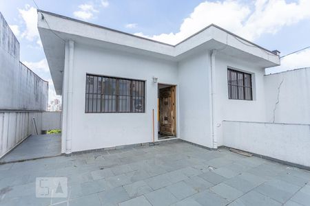 Casa à venda com 420m², 3 quartos e 8 vagasQuintal Entrada