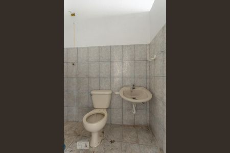 Casa à venda com 420m², 3 quartos e 8 vagasBanheiro Área de Serviço