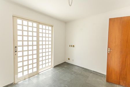 Casa à venda com 420m², 3 quartos e 8 vagasQuarto 2