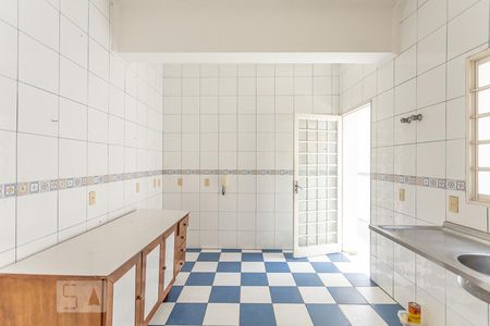 Casa à venda com 420m², 3 quartos e 8 vagasCozinha