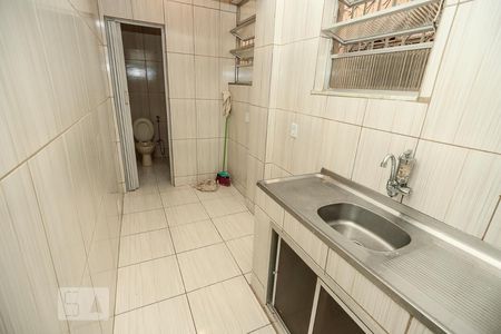 Cozinha de apartamento para alugar com 1 quarto, 60m² em Abolição, Rio de Janeiro