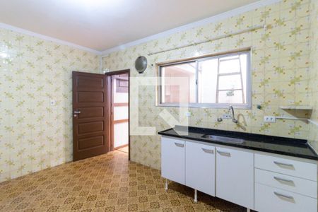 Casa à venda com 180m², 3 quartos e sem vaga Casa à venda com 180m², 3 quartos e sem vagaCozinha