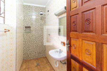 Casa à venda com 180m², 3 quartos e sem vaga Casa à venda com 180m², 3 quartos e sem vagaBanheiro